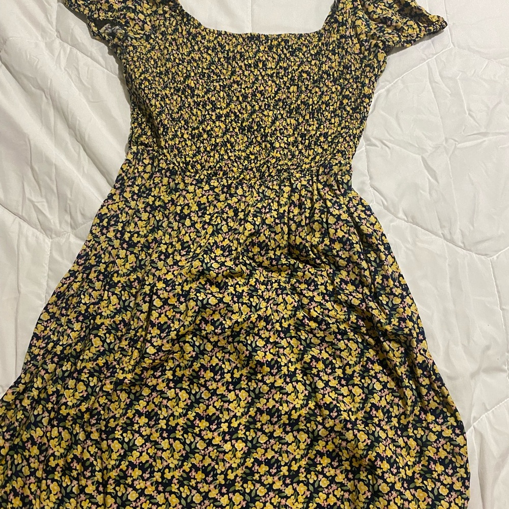 Yellow dress